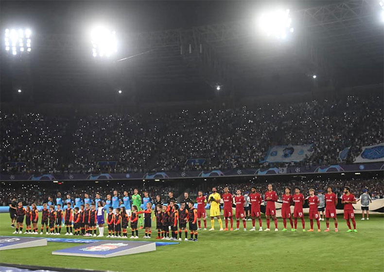 Napoli - Liverpool: gli azzurri dominano i reeds