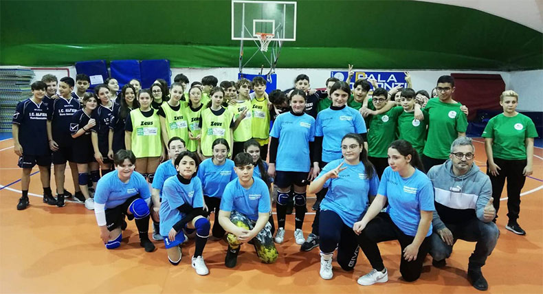 Torre Annunziata - 1° Trofeo Capossela all'I.C. Leopardi