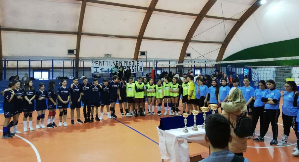 Torre Annunziata - 1° Trofeo Capossela all'I.C. Leopardi