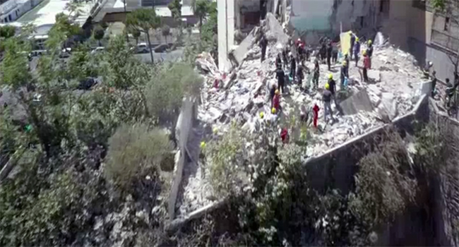 La tragedia: pochi istanti dopo il crollo della palazzina sulla Rampa Nunziante - Secondo video