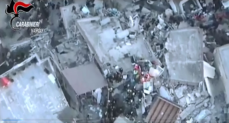 Terremoto ad Ischia, il video dall'elicottero dei carabinieri