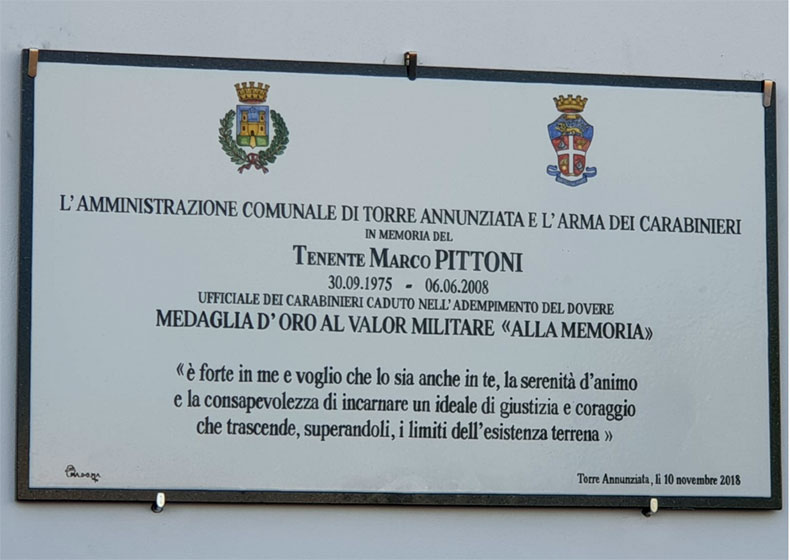 Cittadinanza onoraria di Torre Annunziata ai Carabinieri: l'intitolazione della palestra al tenente Pittoni