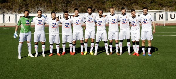 Protesta dei calciatori del Savoia, allenamento all´esterno del Giraud