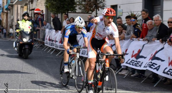 Trecase - Gara ciclistica Trecase Autonoma, vince Luigi Acampora del team P.C. Sorrentino