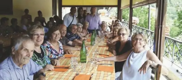 Pompei - Progetto Benessere, il sindaco Uliano a pranzo con gli anziani a Contursi Terme