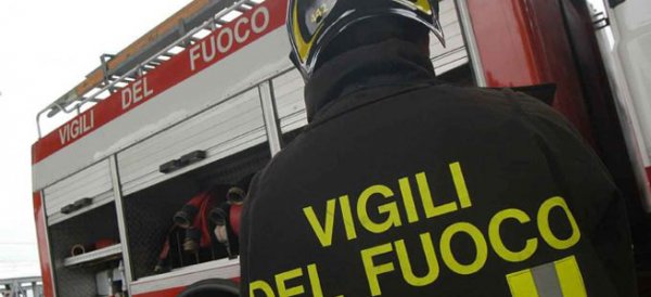 Afragola - Ragazzini appiccano incendio da un calesse