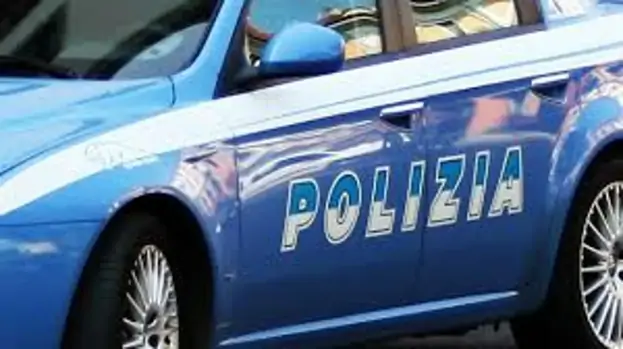 Napoli - Vomero, arrestato ladro d'auto