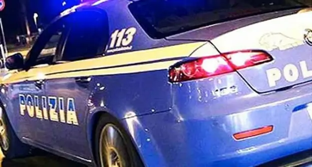 Caserta - Rapinano scooter a una coppia, arrestato 24enne e ricercato complice