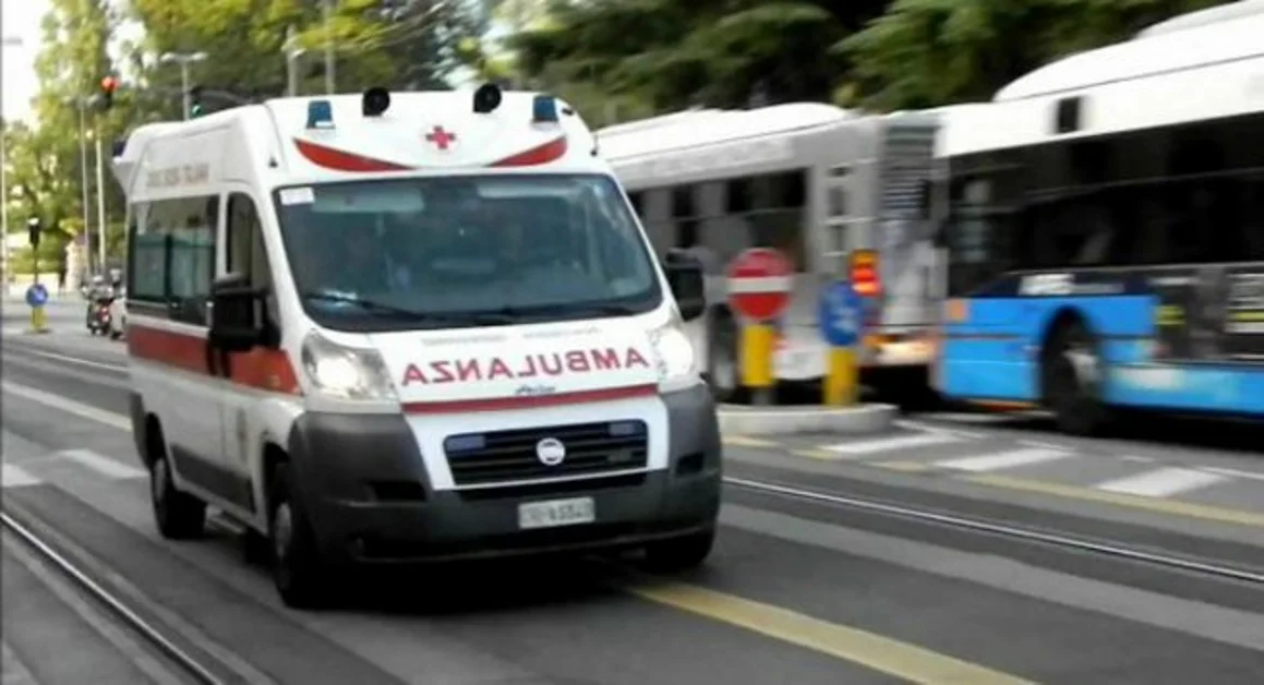 Castellammare - Due incidenti stradali sulla Statale Sorrentina, quattro feriti