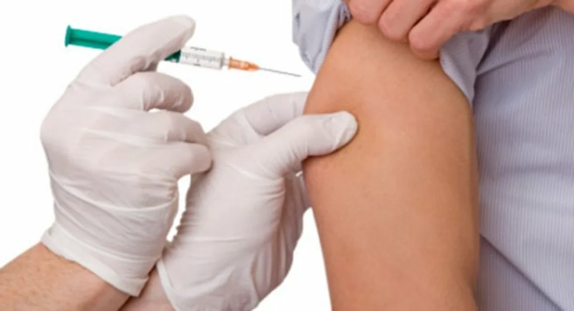 Vaccinazioni contro morbillo, rosolia e parotite: l'allarme dei medici pediatri napoletani