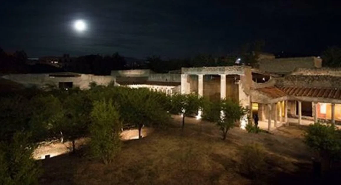 Scavi di Oplonti al chiaro di luna, visite guidate con Archeoclub e AreV-OD