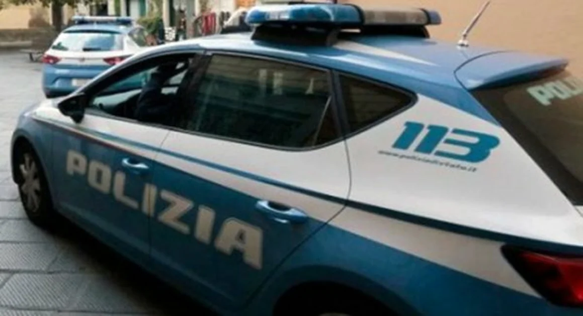 Napoli - Pusher arrestato dalla Polizia nel quartiere Vicaria