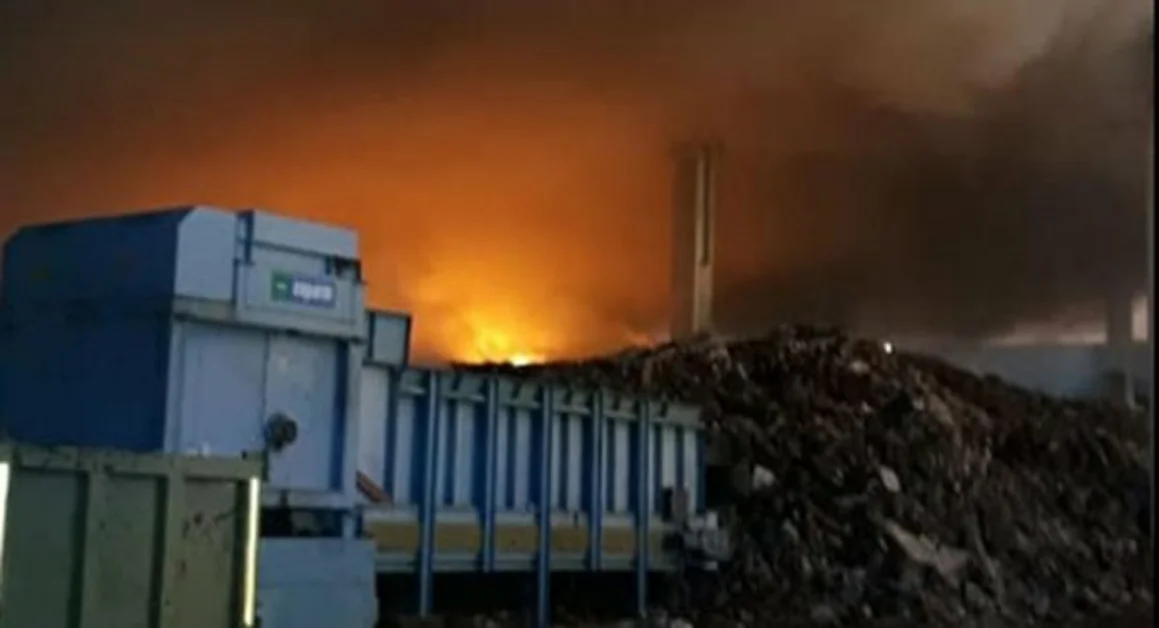 Marcianise (CE) - Rifiuti in fiamme, è emergenza ambientale
