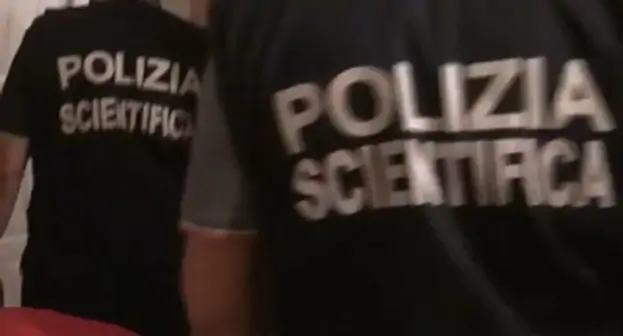 Napoli - Polizia trova e sequestra 22 proiettili nel quartiere Sanità 