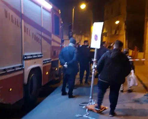 Torre Annunziata -  Palazzo pericolante in corso Vittorio Emanuele: evacuate quattro famiglie