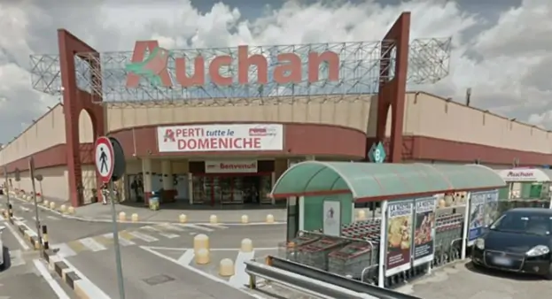 Mondo Convenienza apre a Pompei, magazzini nel centro commerciale Auchan