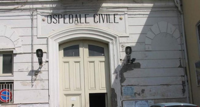 Ospedale Boscotrecase Covid-19, il sindaco Ascione: "Apriamo un presidio di primo soccorso a Torre Annunziata"