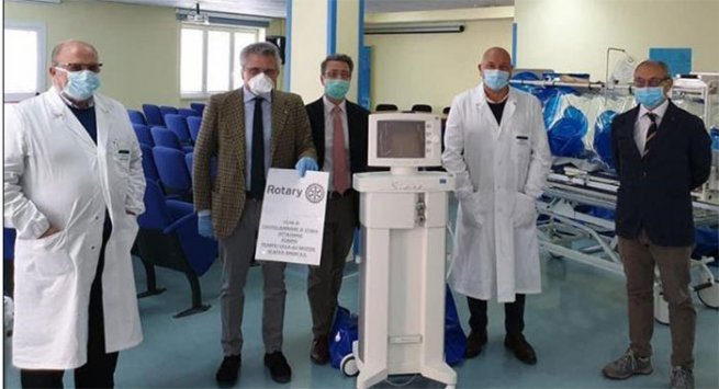 Rotary Club Pompei: ventilatore polmonare in dono al Covid Hospital di Boscotrecase