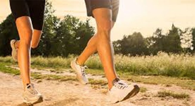 Coronavirus, in Campania è permesso passeggiare ma è vietato fare jogging