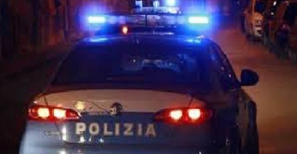 Portici/San Giorgio - Operazione della Polizia nei confronti di soggetti indagati per estorsione