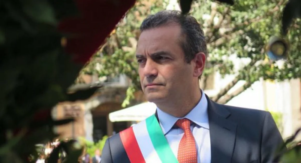 Napoli - Luigi De Magistris: "Non mi candido a presidente della Regione Campania"