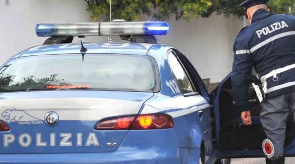 Napoli - Evade dagli arresti domiciliari ed aggredisce i poliziotti