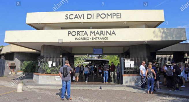 Pompei - Maggior afflusso di visitatori al Parco Archeologico, apre anche la biglietteria di Porta Marina 