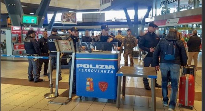 Operazione "Alto Impatto" nella stazione ferroviaria di Napoli centrale: 849 persone controllate 