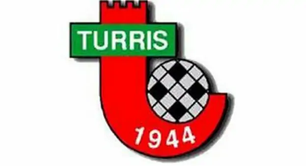Calcio, recupero Serie C: i convocati della Turris per la trasferta di Avellino