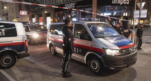 Attentato a Vienna, 4 i civili uccisi. Tra le vittime anche un attentatore