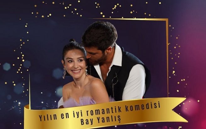 Premio Dizidoktoru TV: Bay Yanlis con Can Yaman e Özge Gürel vince in tutte le categorie  