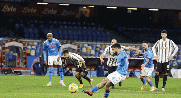 Napoli - Juve: 1 a 0: le foto più belle della sfida allo Stadio Maradona