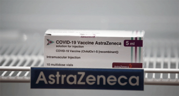Covid, il 33% del personale della scuola diserta le vaccinazioni con AstraZeneca