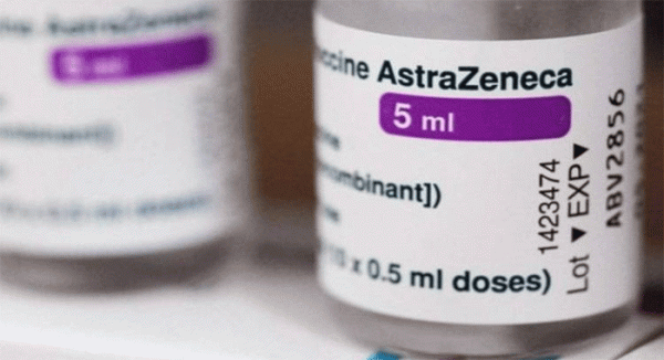 Covid, gli esperti dell'Oms: "Continuare a vaccinare con AstraZeneca"