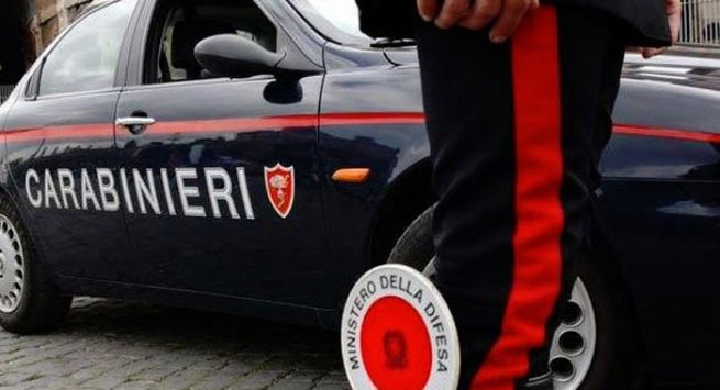 Castellammare di Stabia: arrestato 41enne dopo una colluttazione con i carabinieri