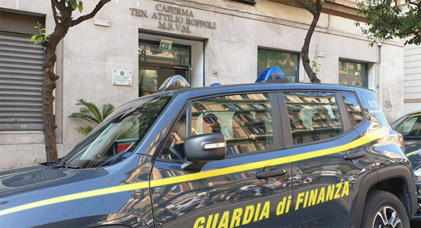 Maxi frode fiscale per 27 milioni di euro, 6 arresti tra Napoli e Barletta