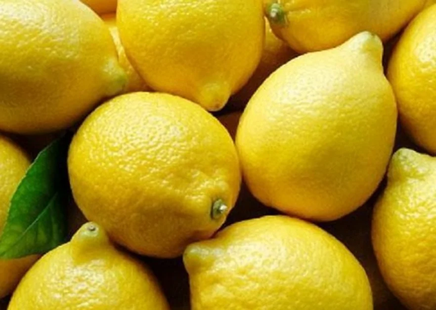 Il limone: elimina le macchie impossibili