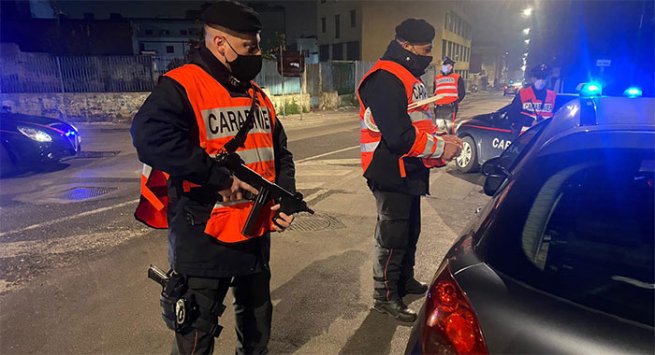Boscoreale - Fermato, fornisce false generalità ai carabinieri: arrestato 53enne per evasione