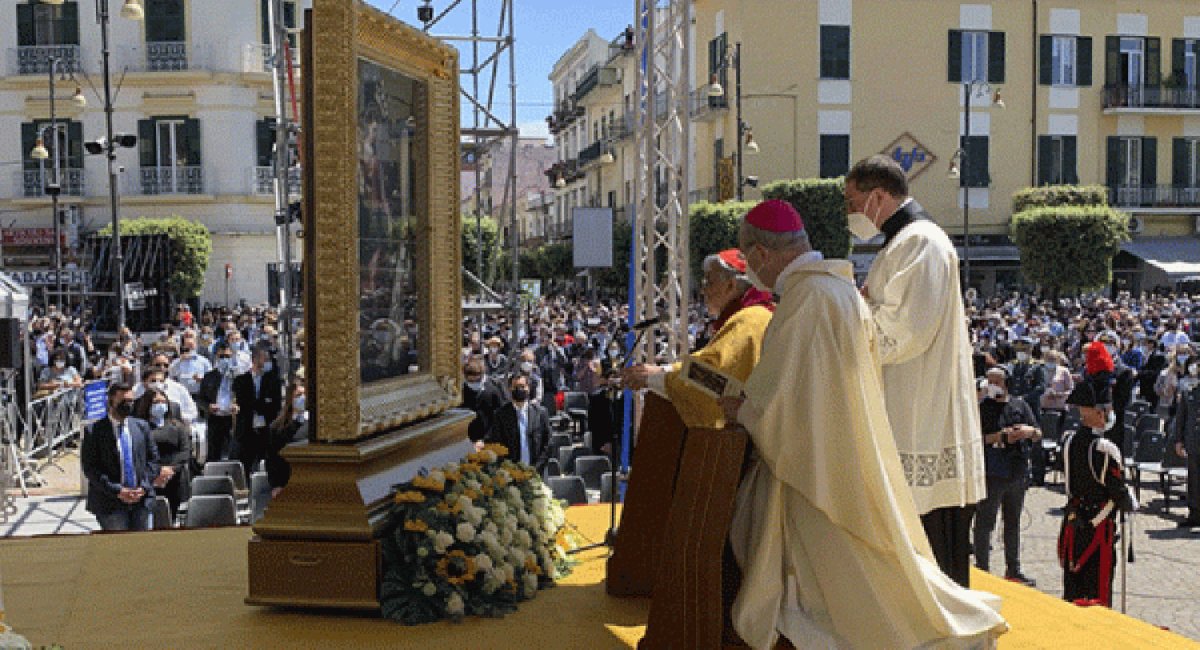 Migliaia di fedeli attesi a Pompei per la Supplica alla Madonna del Rosario