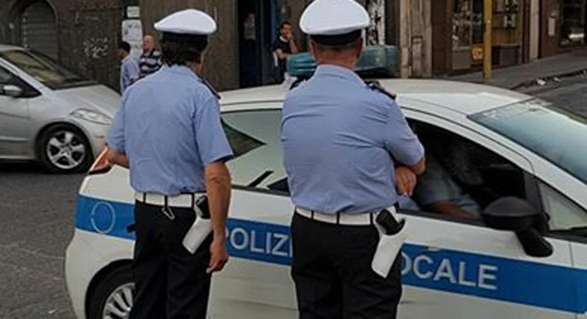 Ercolano - Polizia Locale, controlli sul Vesuvio: denuncia e sanzioni