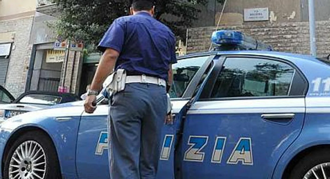  Minacce alla moglie e aggressione a poliziotti, un arresto nel Napoletano