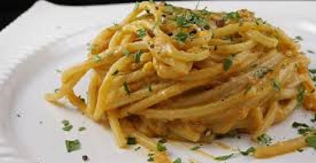 Spaghetti tonno e crema di peperoni 