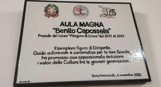 Torre Annunziata – Intitolata l’Aula Magna del Liceo Pitagora-Croce a Benito Capossela